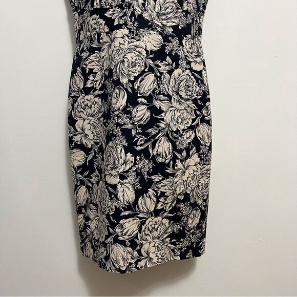 SALE!! Ann Taylor Navy Floral Sheath Dress Size 6 - Picture 3 of 10